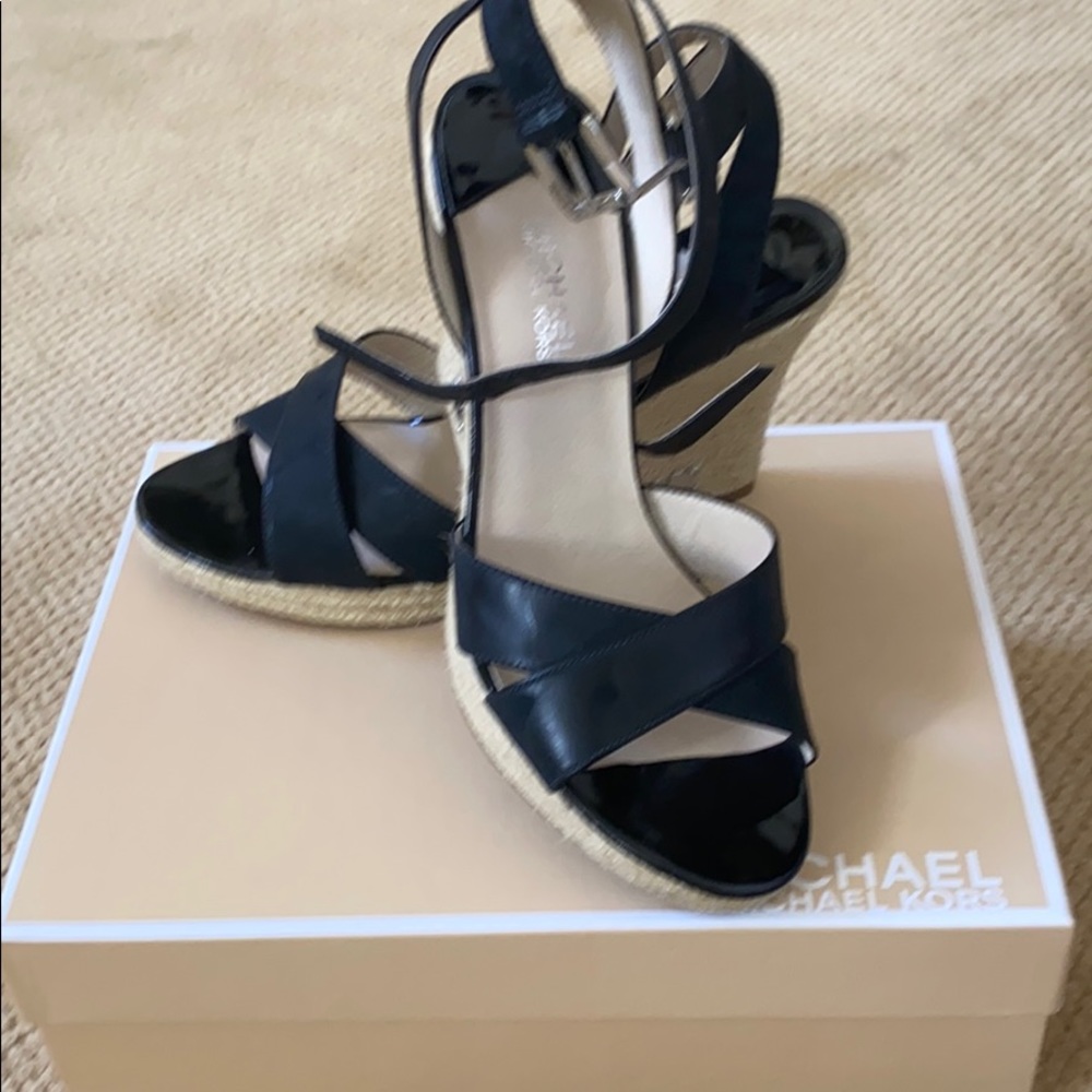MICHAEL Michael Kors wedges